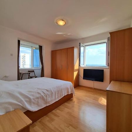 Apartman Luka Rijeka Eksteriør billede